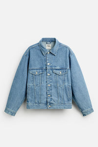 Veste en jean coupe carrée