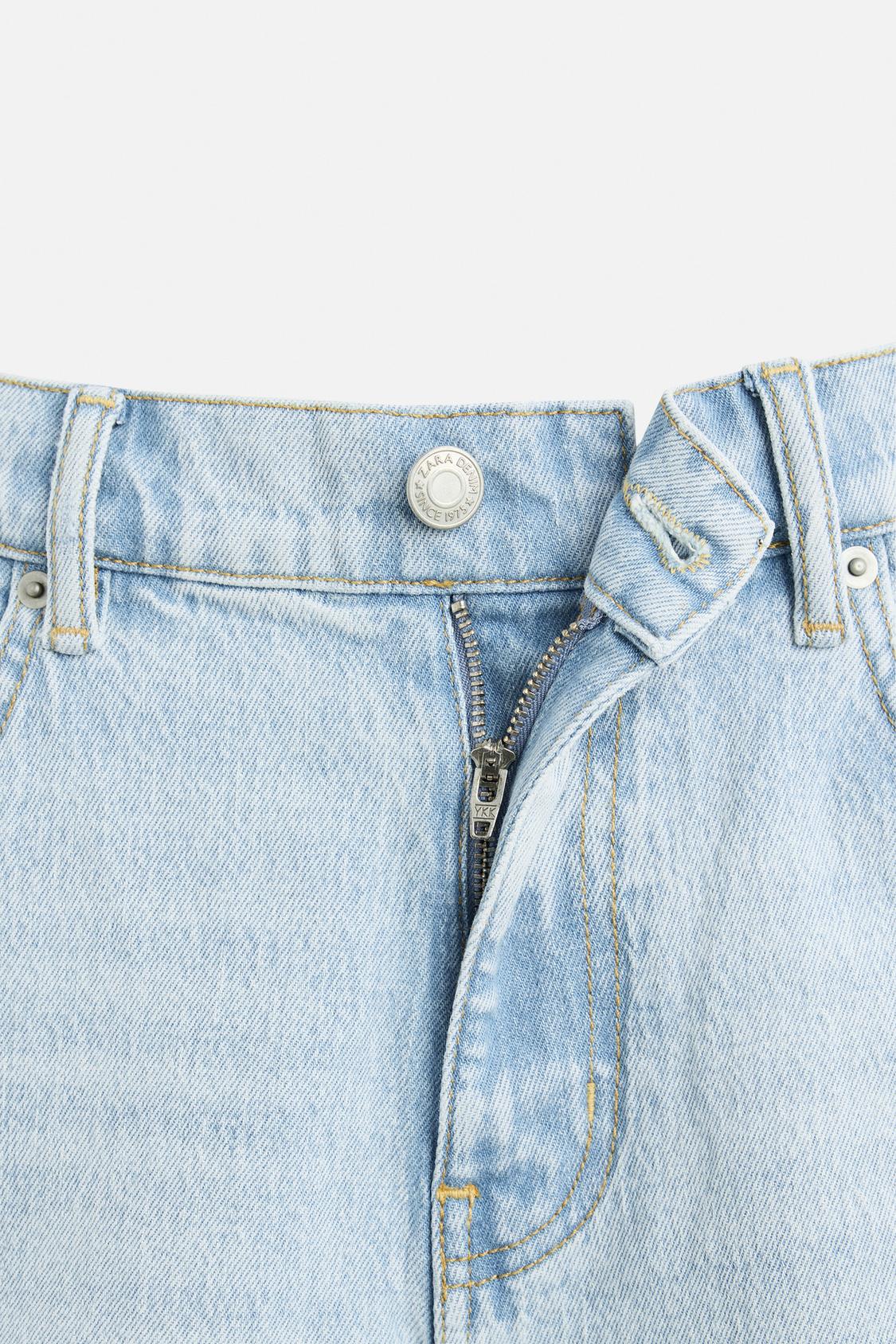 SHORT EN DENIM COUPE CLASSIQUE