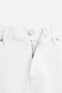 SHORT EN DENIM COUPE CLASSIQUE