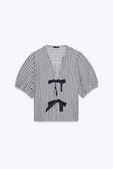 BLOUSE À LACETS AVEC LIN
