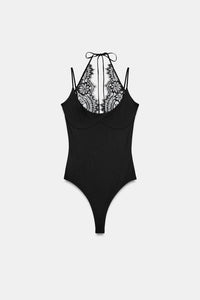 BODY HALTER AVEC DENTELLE COMBINÉE