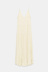 ROBE LONGUE SATINÉE À PLIS