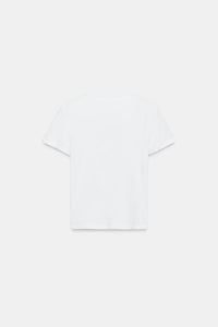 T-SHIRT MANCHES COURTES ET INSCRIPTION