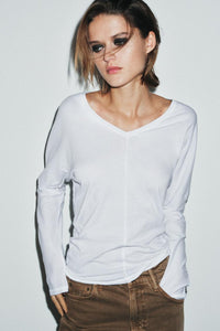 T-SHIRT EN COTON COL EN V