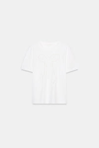 T-SHIRT À NŒUD SUR L'AVANT