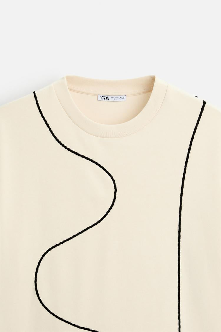 T-SHIRT WITH CONTRAST DRAWSTRING