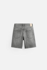 SHORT EN DENIM COUPE CLASSIQUE