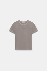 T-SHIRT MANCHES COURTES ET INSCRIPTION