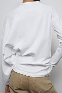 T-SHIRT ASYMÉTRIQUE À MANCHES LONGUES