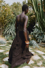 ROBE LONGUE À BRETELLES