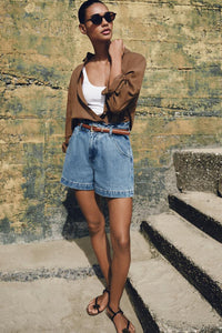 SHORT BAGGY AVEC CEINTURE