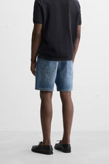 SHORT EN DENIM COUPE CLASSIQUE