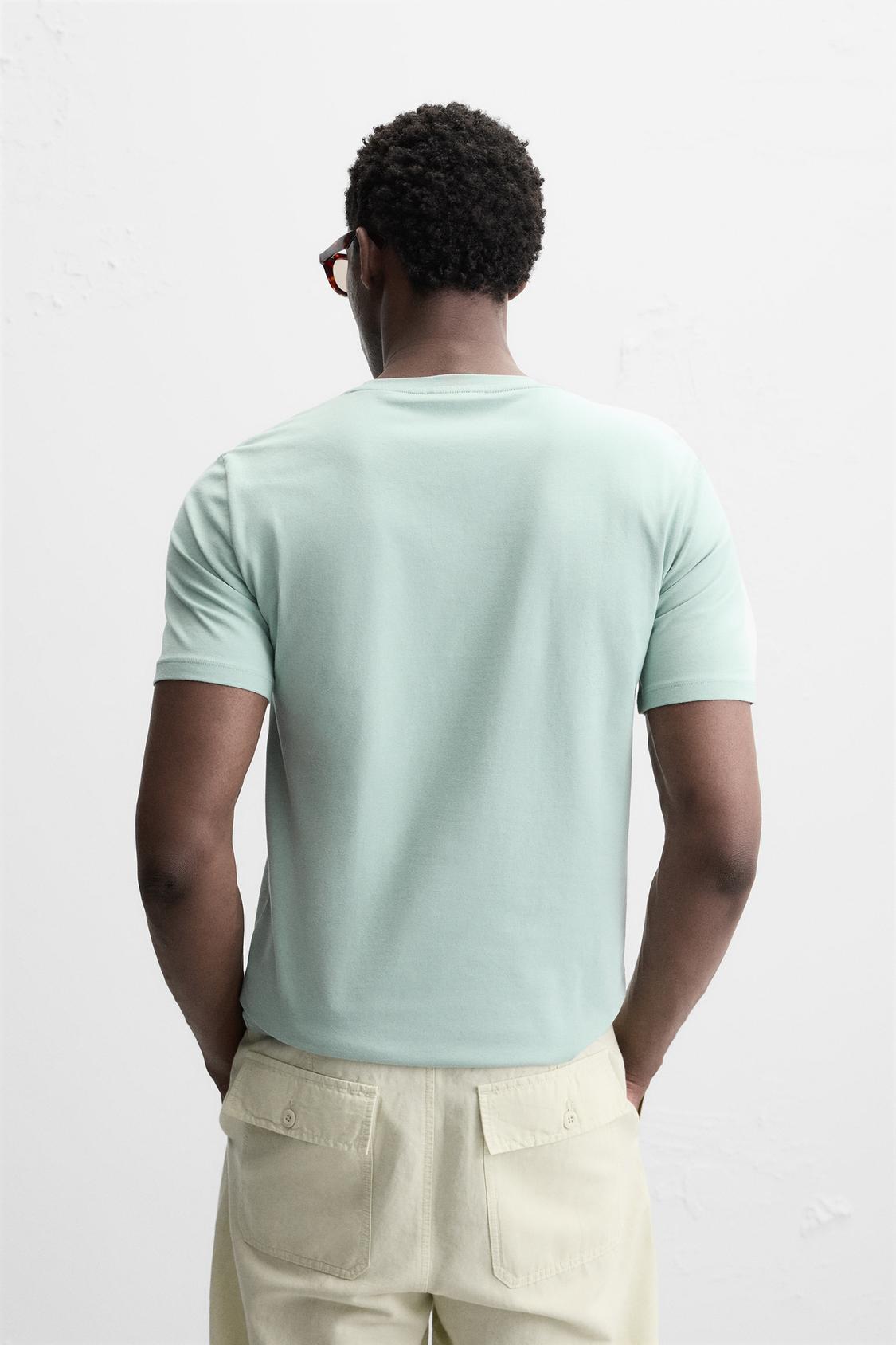 T-SHIRT SLIM FIT BASIQUE