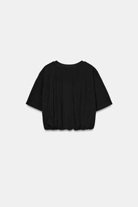 T-SHIRT COURT BOUFFANT