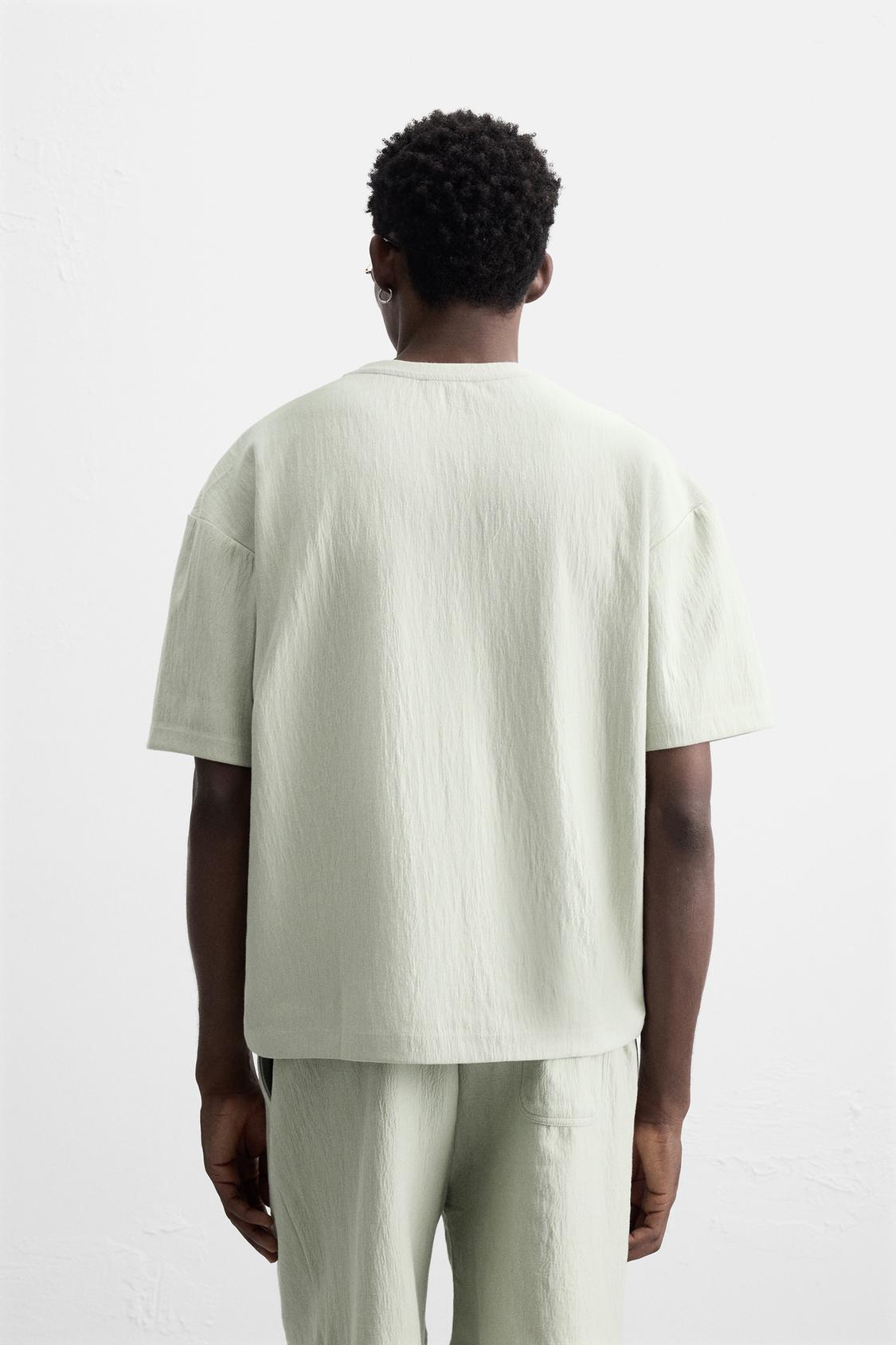 T-SHIRT RELAXED FIT STRUCTURÉ