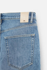 SHORT EN DENIM COUPE CLASSIQUE