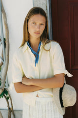 CHEMISE MANCHES COURTES AVEC LACETS EN RAMIE