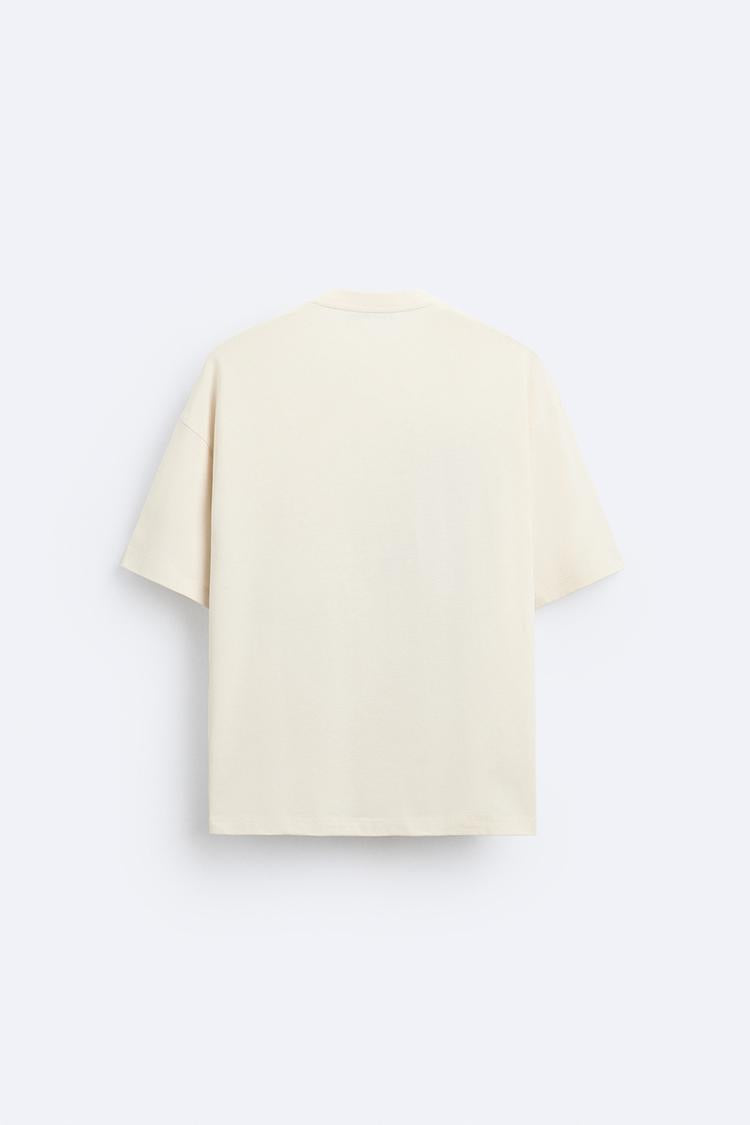 T-shirt avec pièce