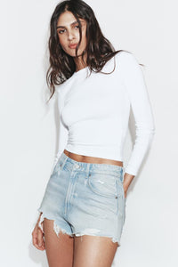 SHORT EN DENIM TRF DÉCHIRÉ TAILLE MOYENNE