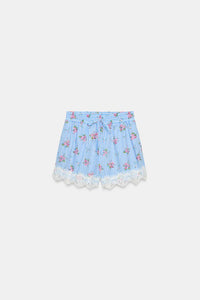 SHORT À RAYURES ET DENTELLE