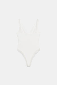 BODY AVEC DENTELLE