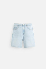 SHORT EN DENIM COUPE CLASSIQUE