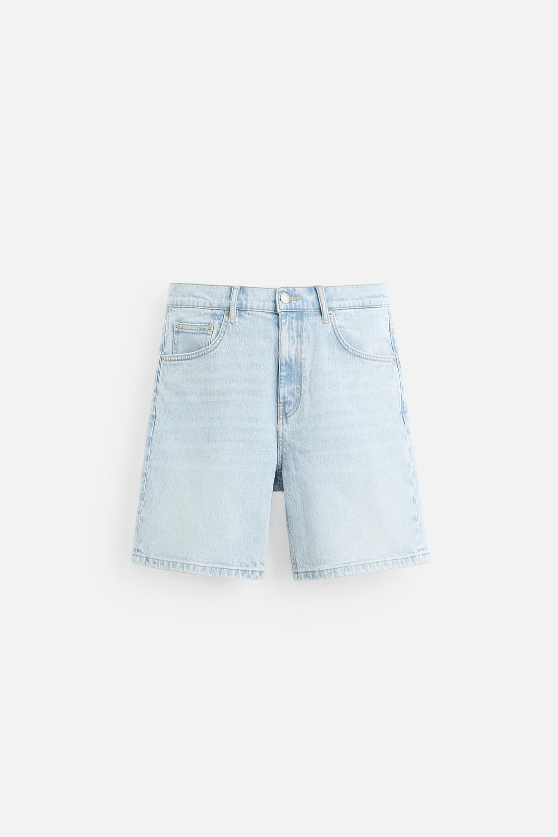 SHORT EN DENIM COUPE CLASSIQUE