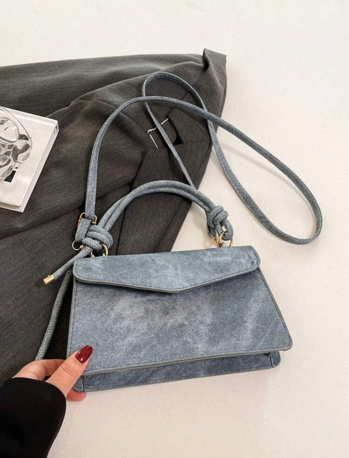 Sac à main avec ceinture décorative - Bleu Azur