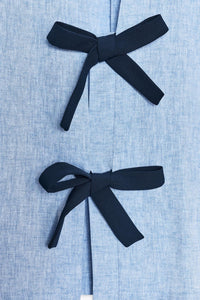 BLOUSE À LACETS AVEC LIN