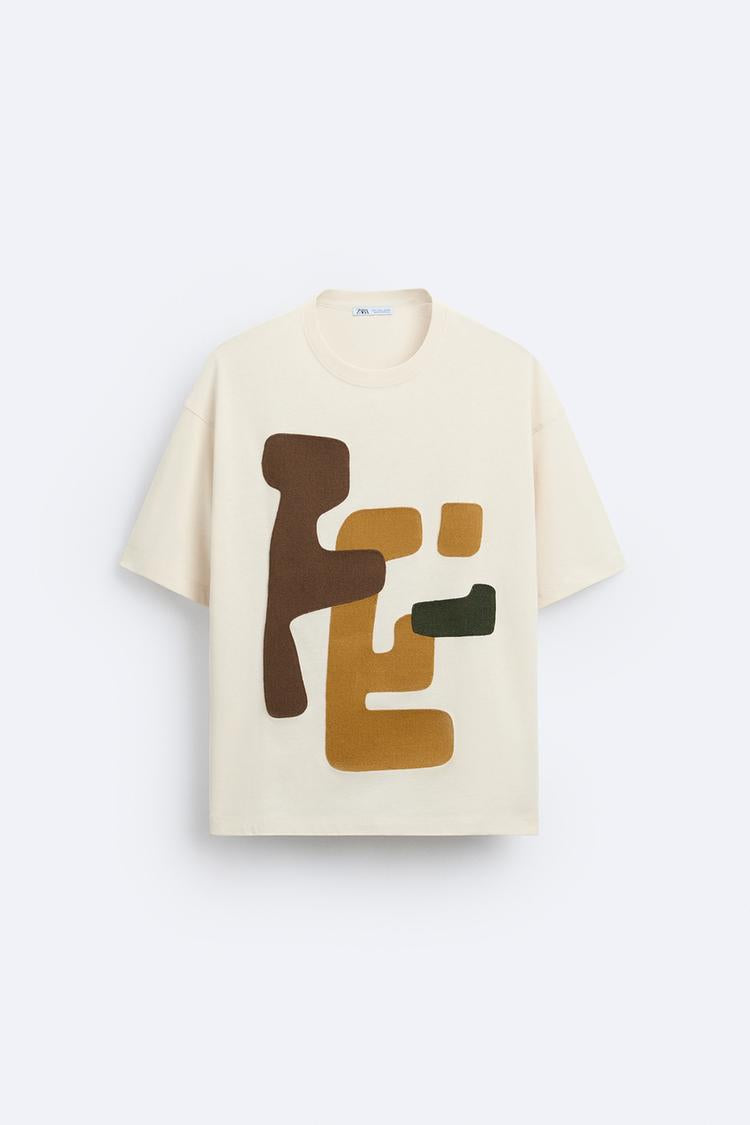 T-shirt avec pièce
