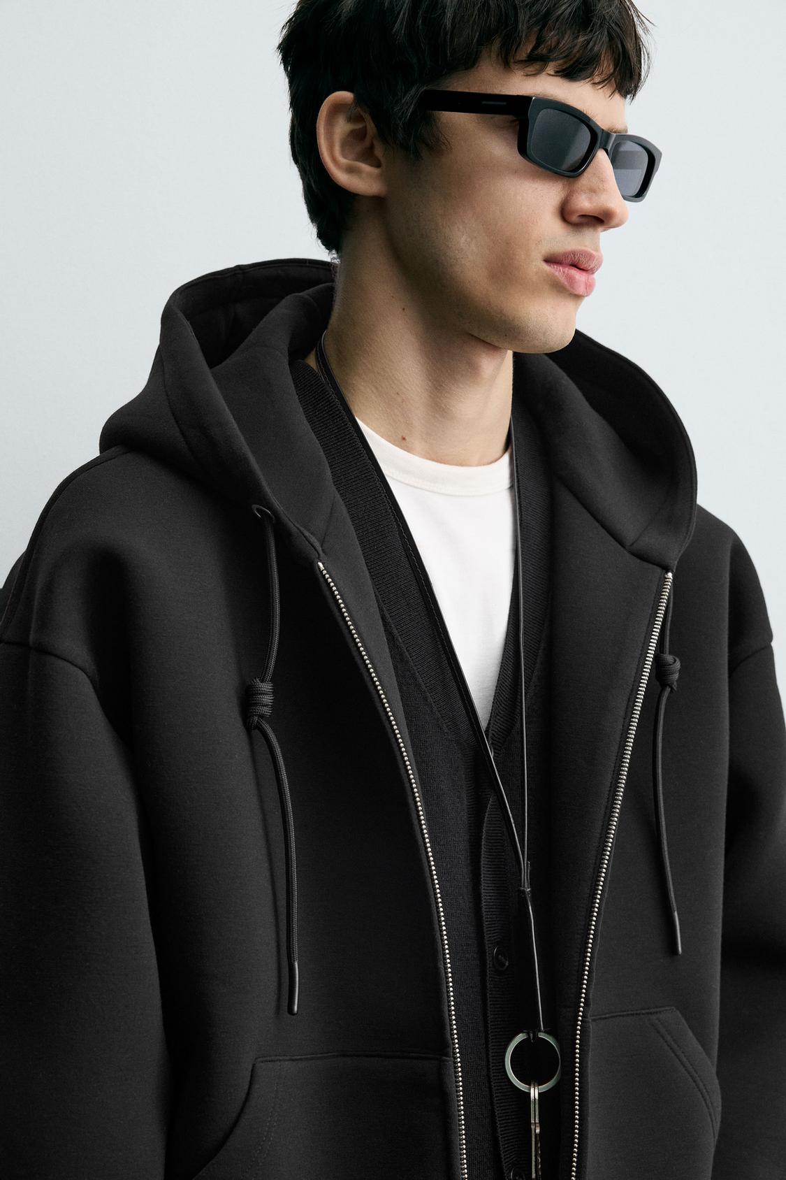 SWEAT À CAPUCHE EFFET NEOPRÈNE